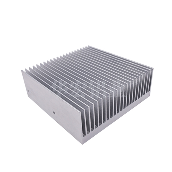 散热器铝型材公司介绍电子散热器的注意事项